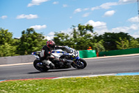 Advanced 1 Group Multicolour Bikes